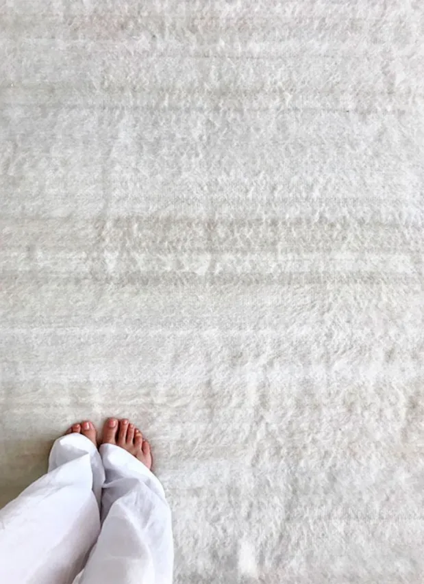 Awanay White Llama Wool Rug