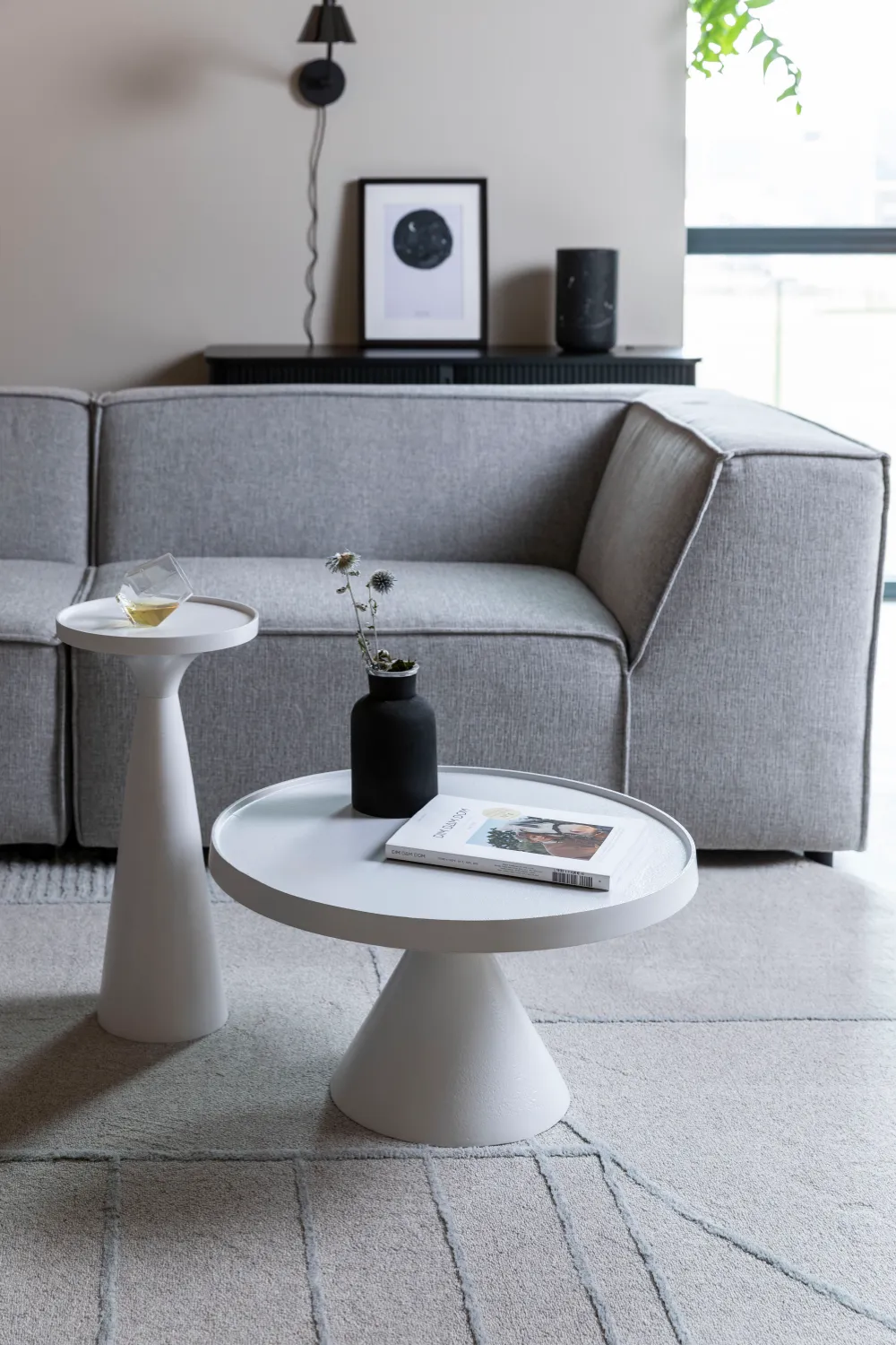 Conical Base Coffee Table | Zuiver Floss