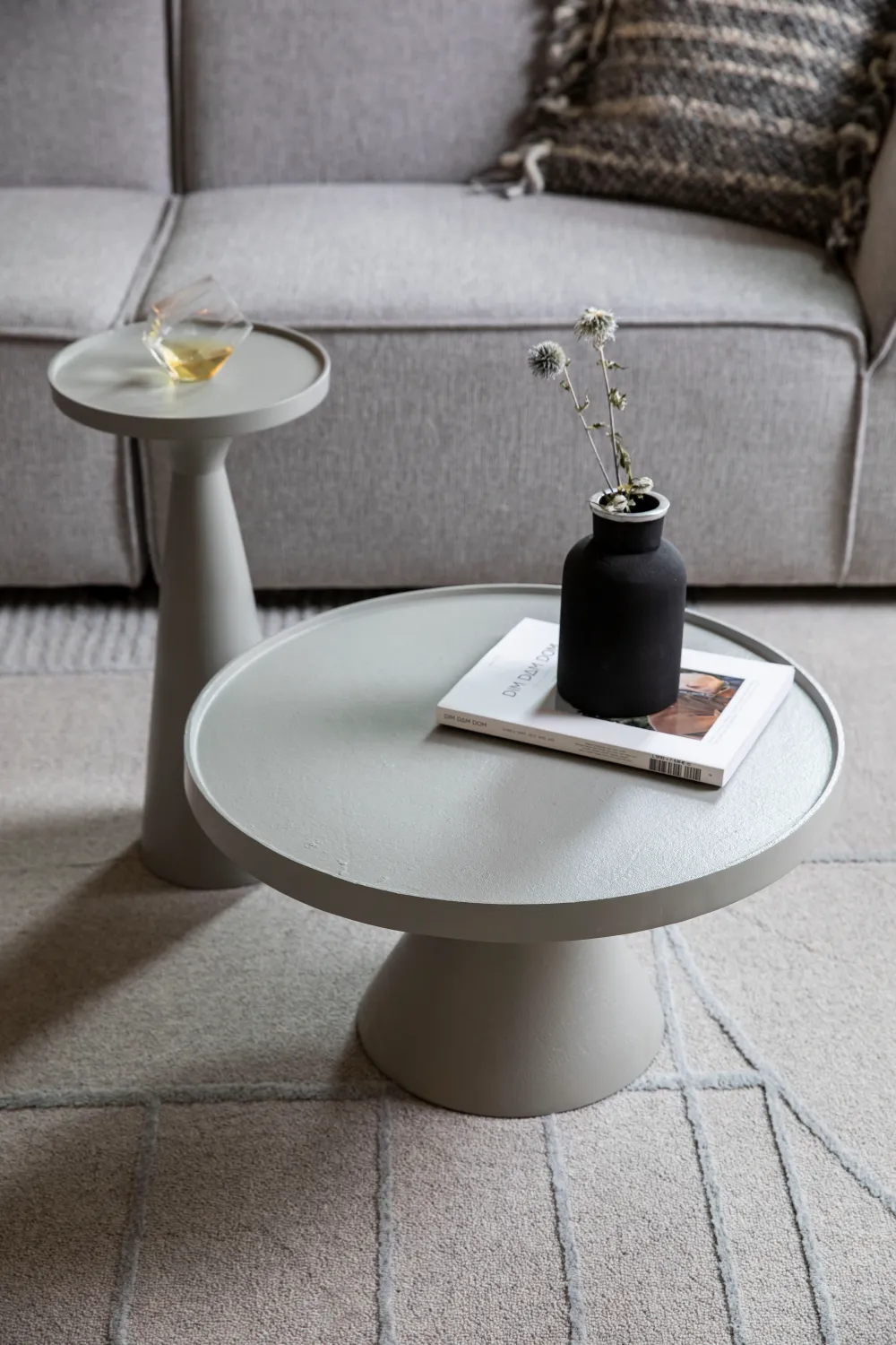 Conical Base Coffee Table | Zuiver Floss