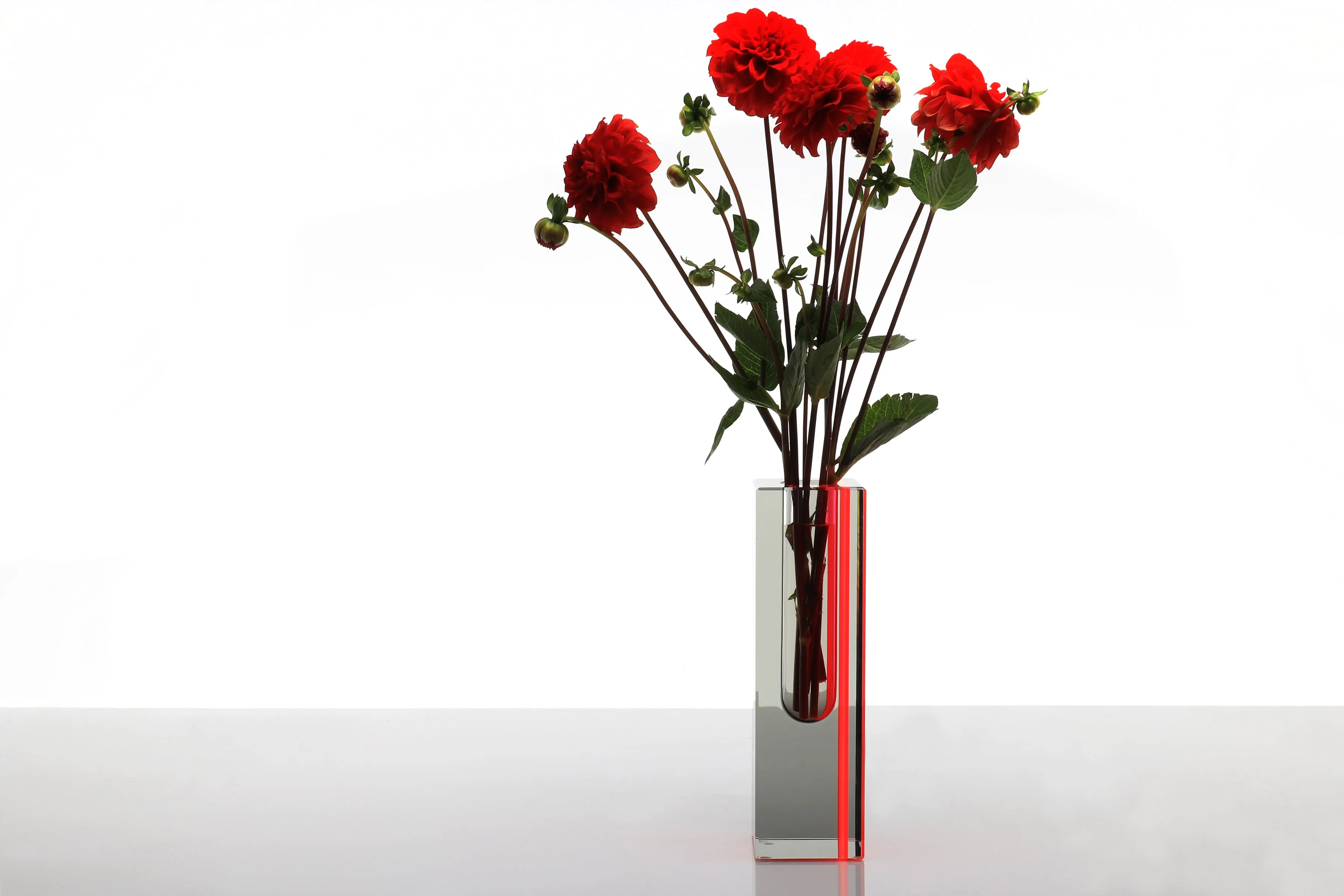 Eclipse Vase in Red