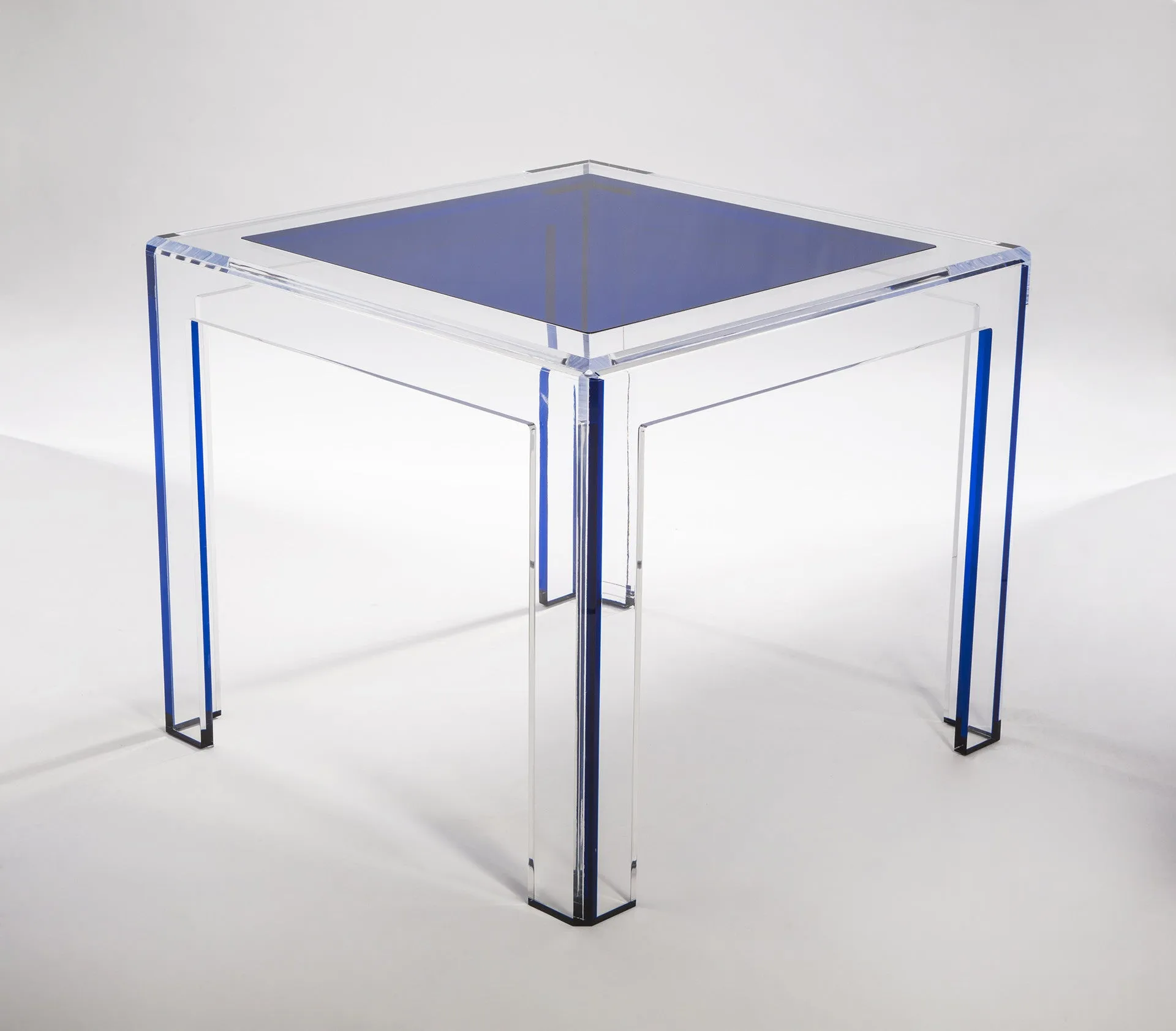 Gambler Card Table