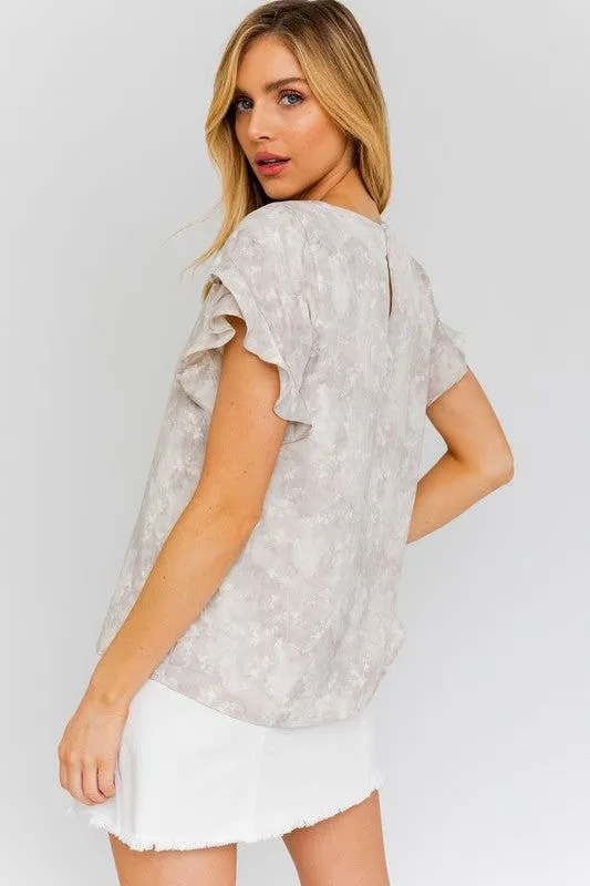 Gilli | S/S Overlap Ruffle Sleeve Ditsy Print Top