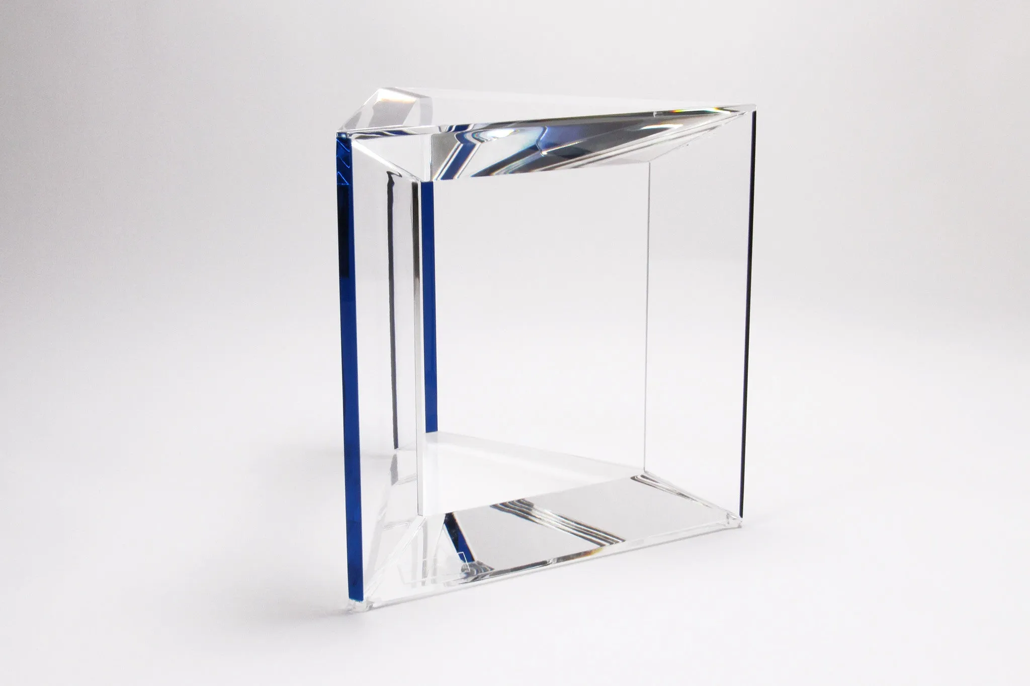 Trillion Side Table in Sapphire