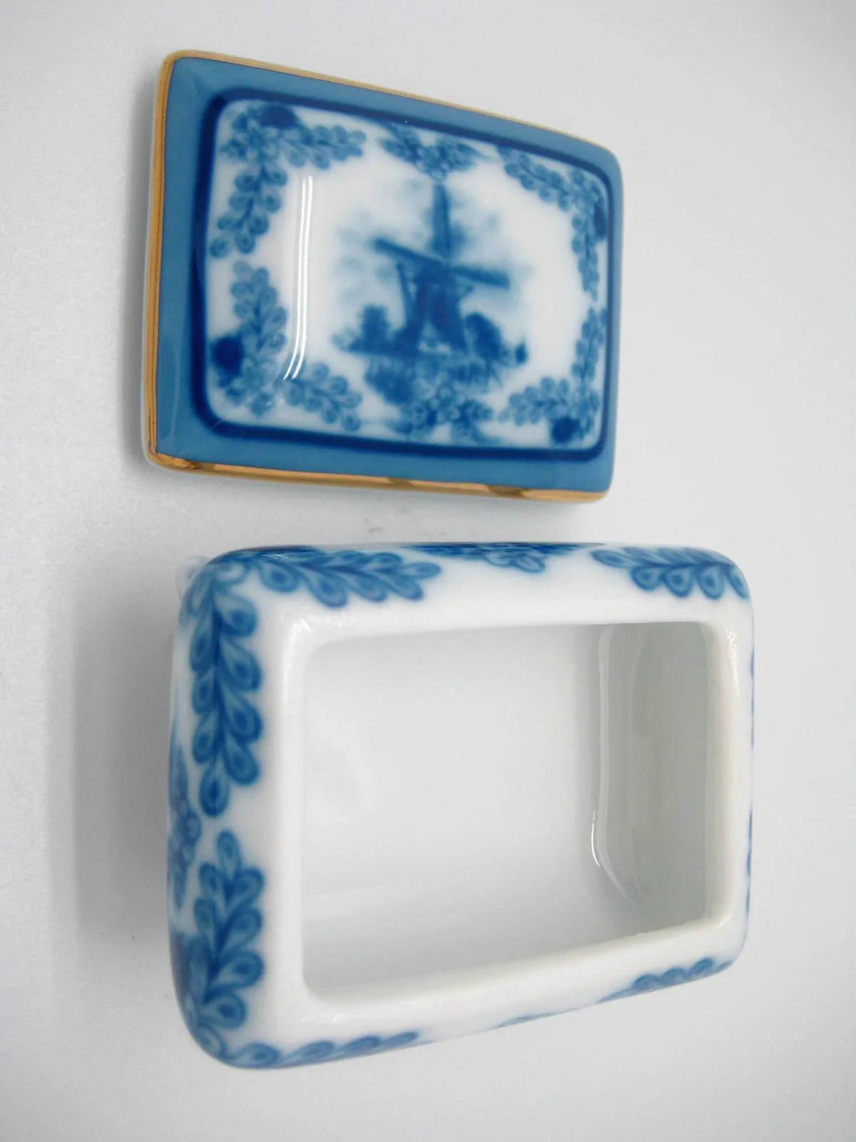 Victorian Antique Square Jewelry Box Delft Blue